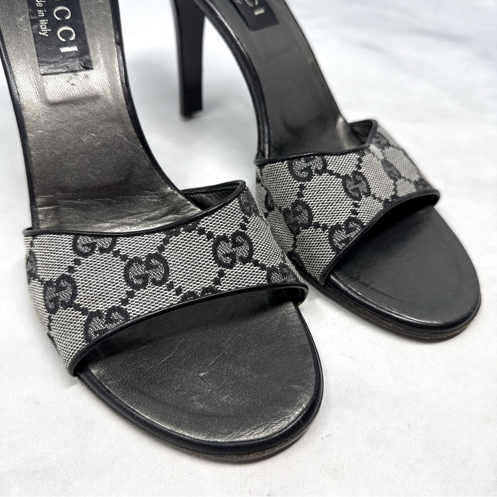 GUCCI Vintage 90s Y2K Monogram GG Leather Minimalist Slide Mule Sandal Heels 9.5 - Picture 4 of 16